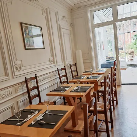 Le Jardin Cafe Couette-café